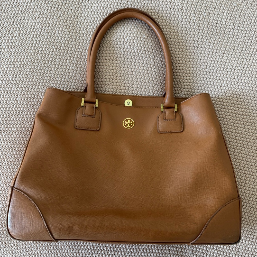 Tory Burch Classic Shoulder Tote